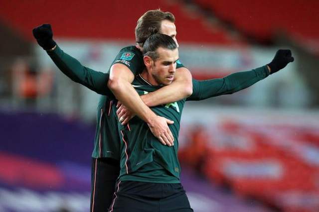  霍伊别尔远射建功，热刺主场力克富勒姆