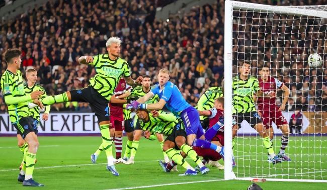  阿森纳惜败给西汉姆联无缘周最佳